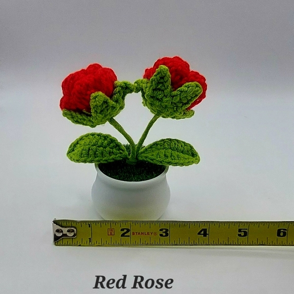 Crocheted Handmade Spring Flowers In Mini Pot W/Grass, Red Roses - Picture 2 of 4